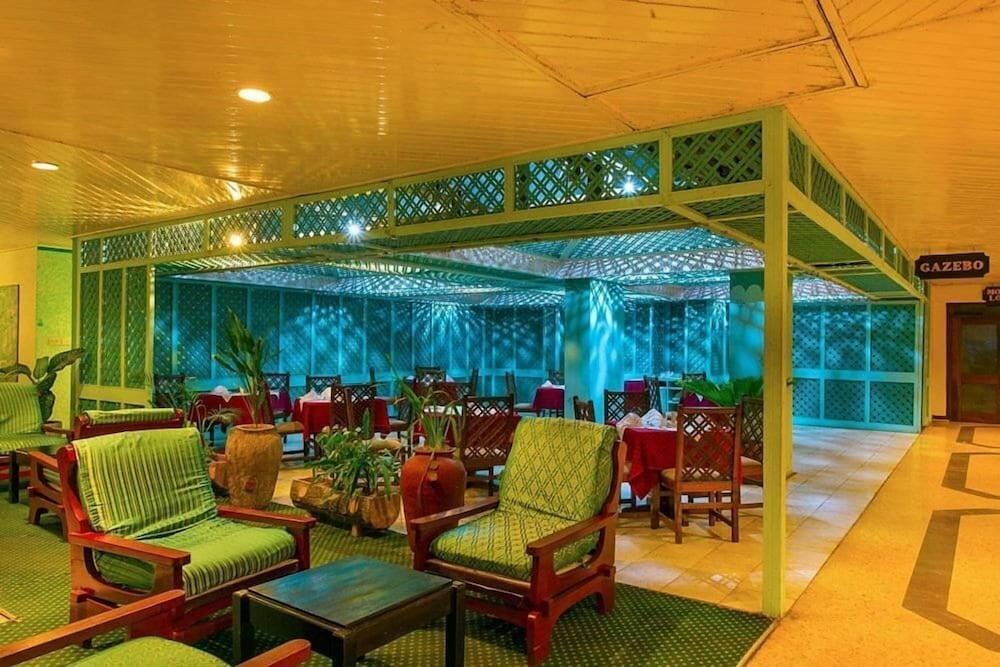 Mombasa Beach Hotel Bagian luar foto
