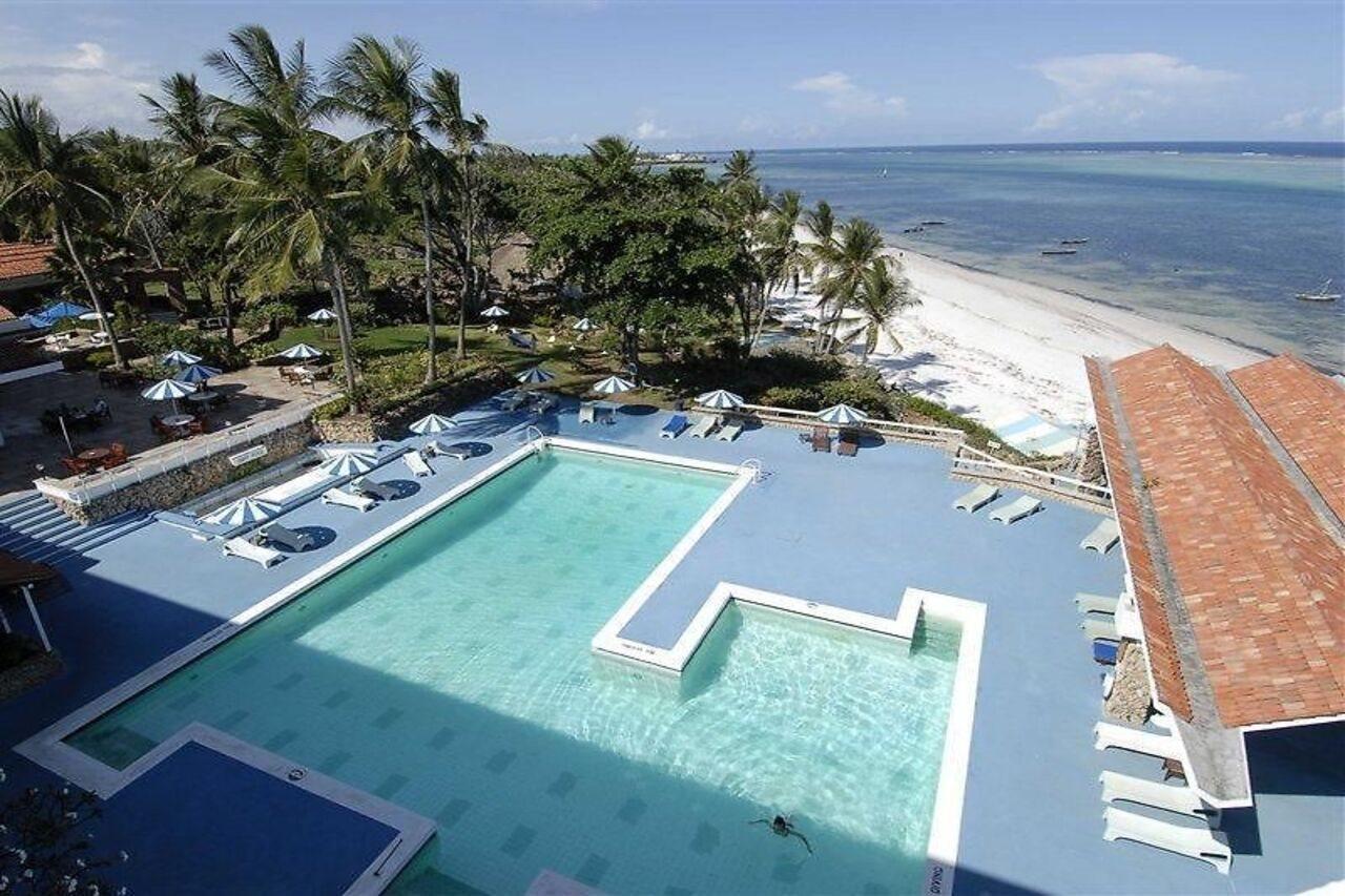 Mombasa Beach Hotel Bagian luar foto