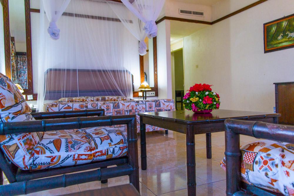 Mombasa Beach Hotel Bagian luar foto