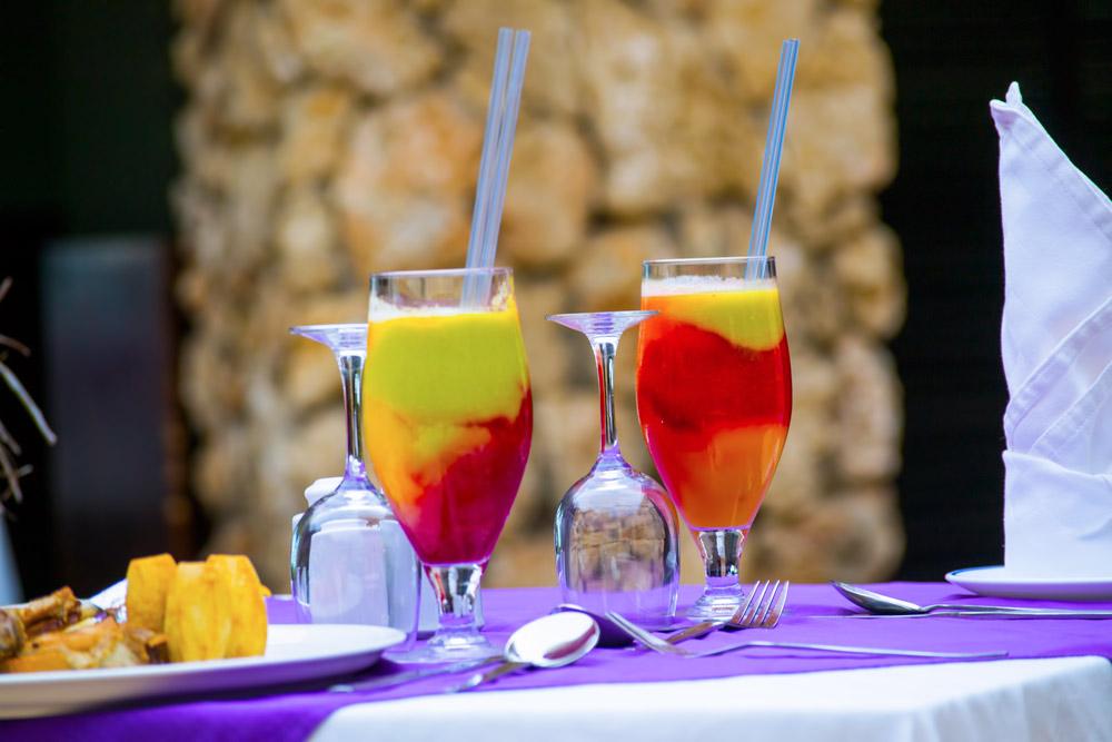 Mombasa Beach Hotel Bagian luar foto