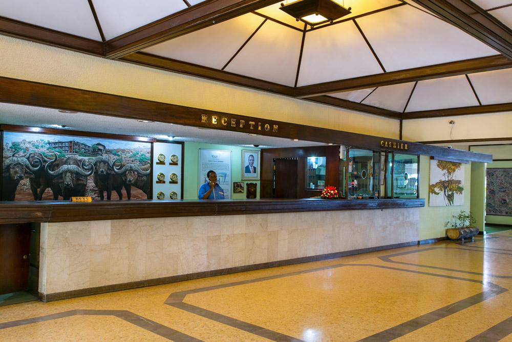Mombasa Beach Hotel Bagian luar foto