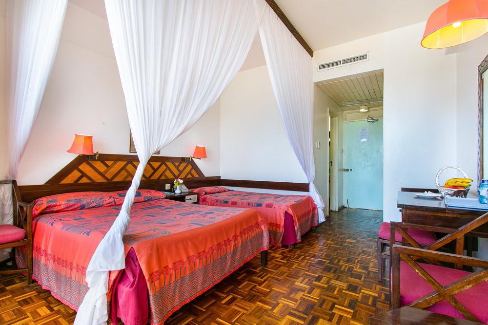 Mombasa Beach Hotel Bagian luar foto