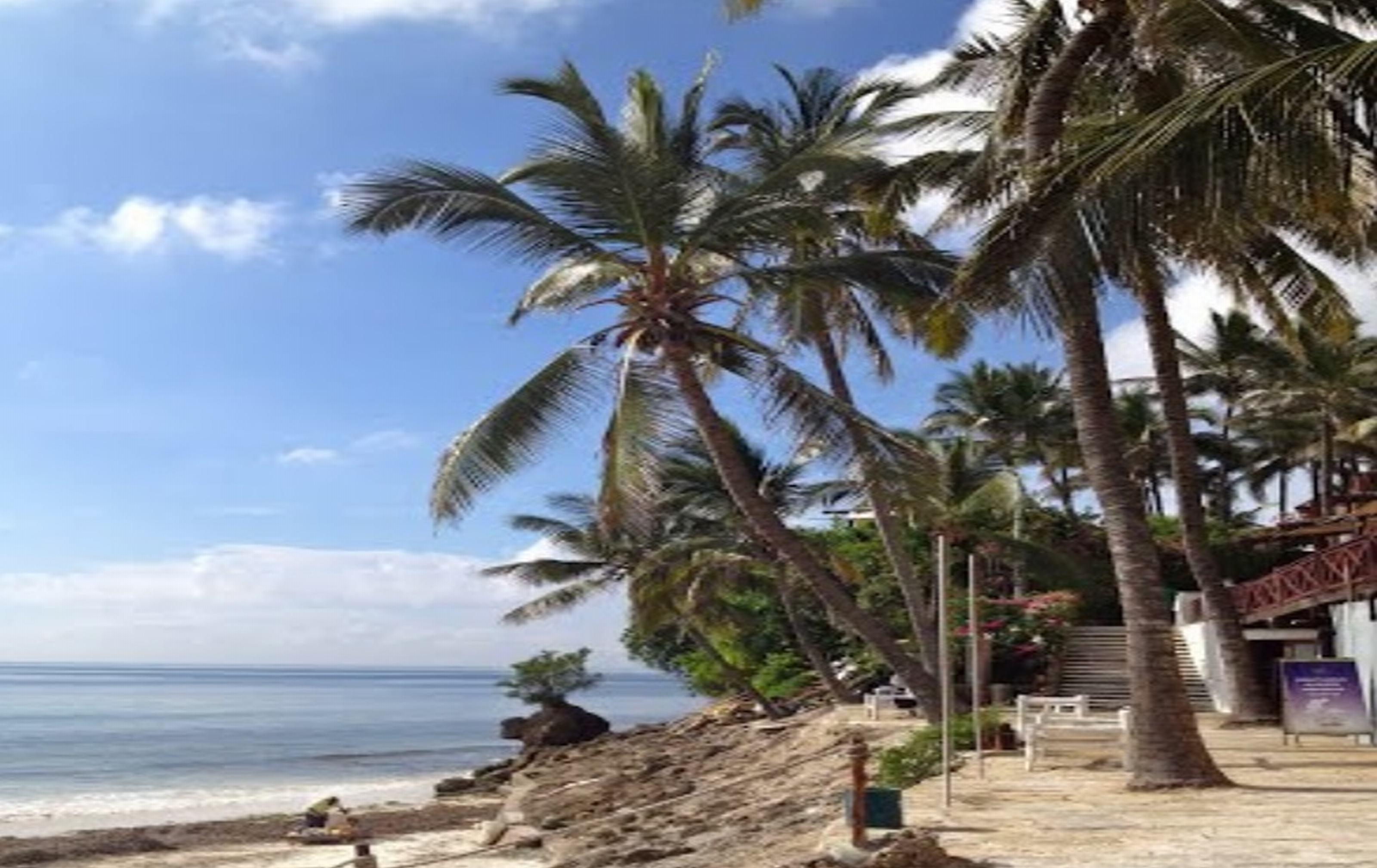 Mombasa Beach Hotel Bagian luar foto
