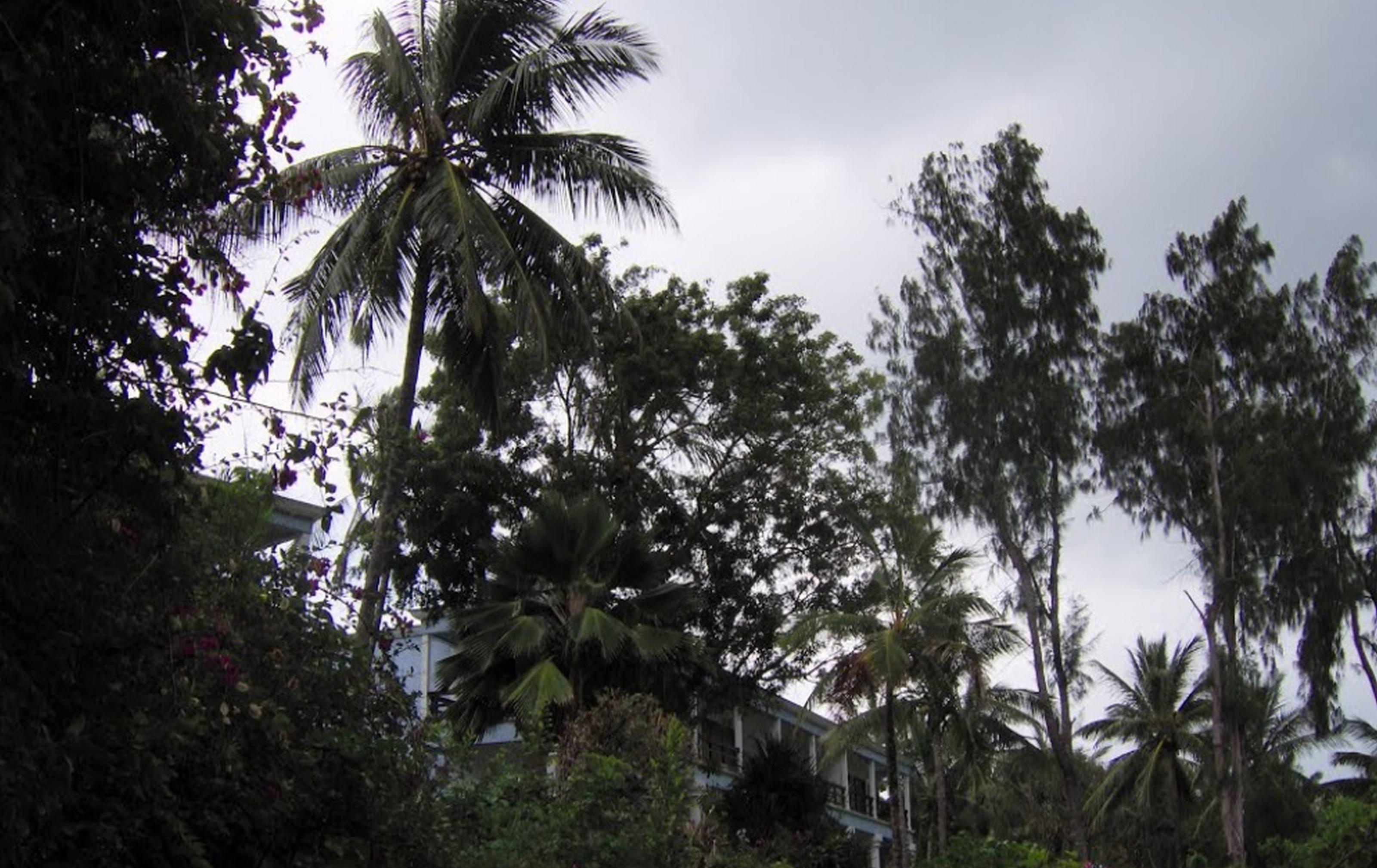 Mombasa Beach Hotel Bagian luar foto